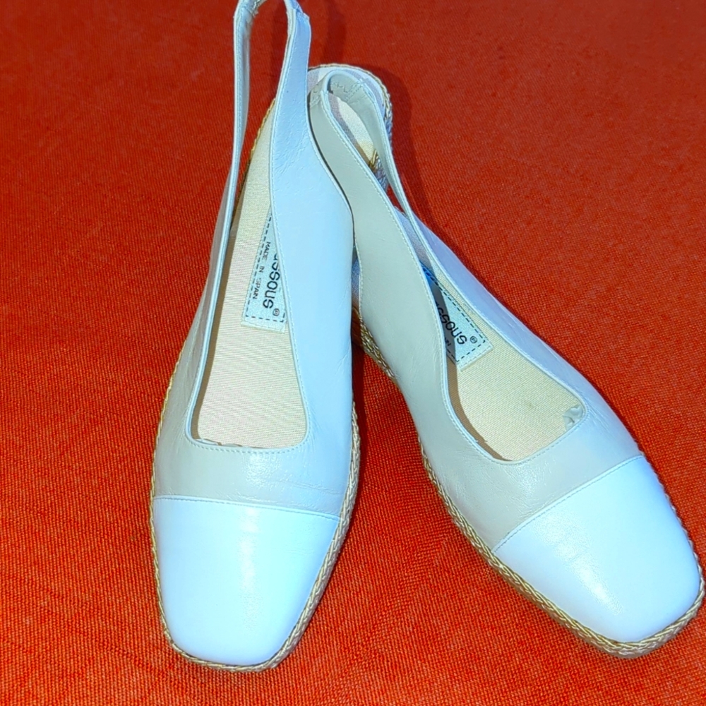 andre assous 2 Tone Leather Sling Back